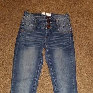 No Boundaries size 3 juniors skinny jeans